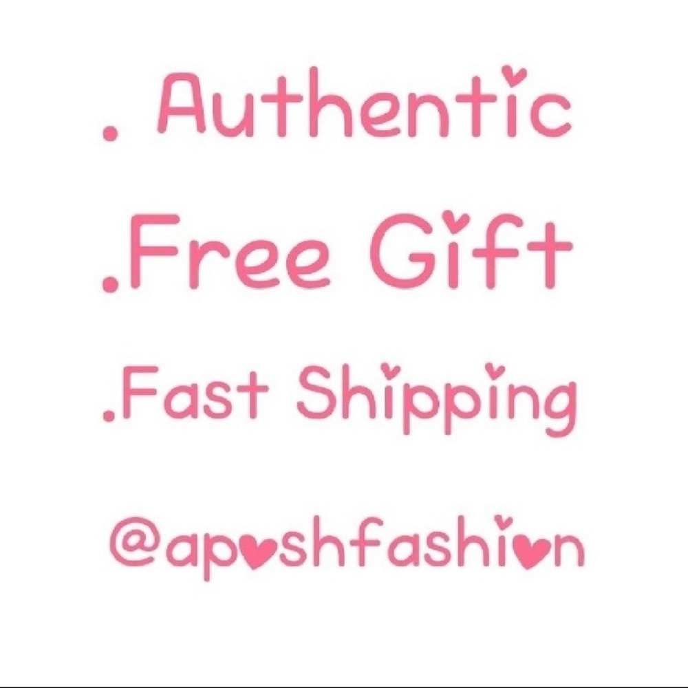 ❌VICTORIA'S SECRET LIP POUCH KEYCHAIN.nwt - Picture 3 of 3